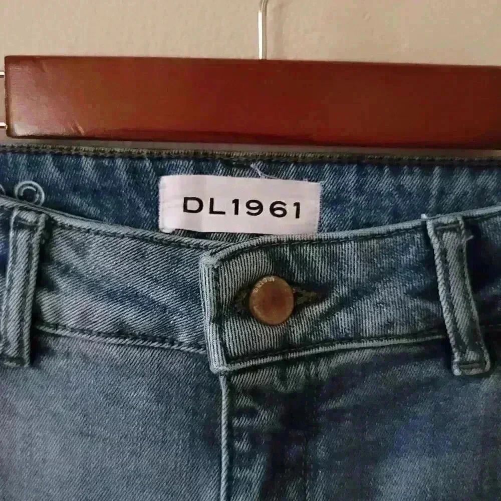 DL1961 Mara Instasculpt Straight Ankle Zip Jeans Size 28 - Picture 4 of 10